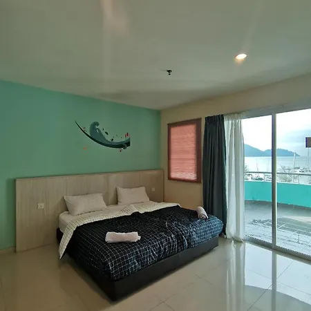 Peaceful 1-Bedroom Unit At Marina Island By Jomy Homestay Lumut Exterior photo