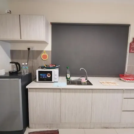 Peaceful 1-Bedroom Unit At Marina Island By Jomy Homestay Lumut Exterior photo