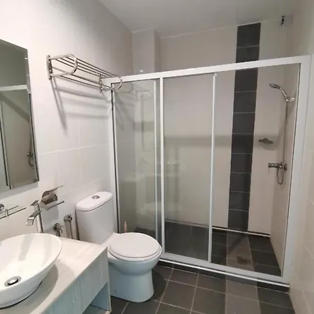 Peaceful 1-Bedroom Unit At Marina Island By Jomy Homestay Lumut Exterior photo