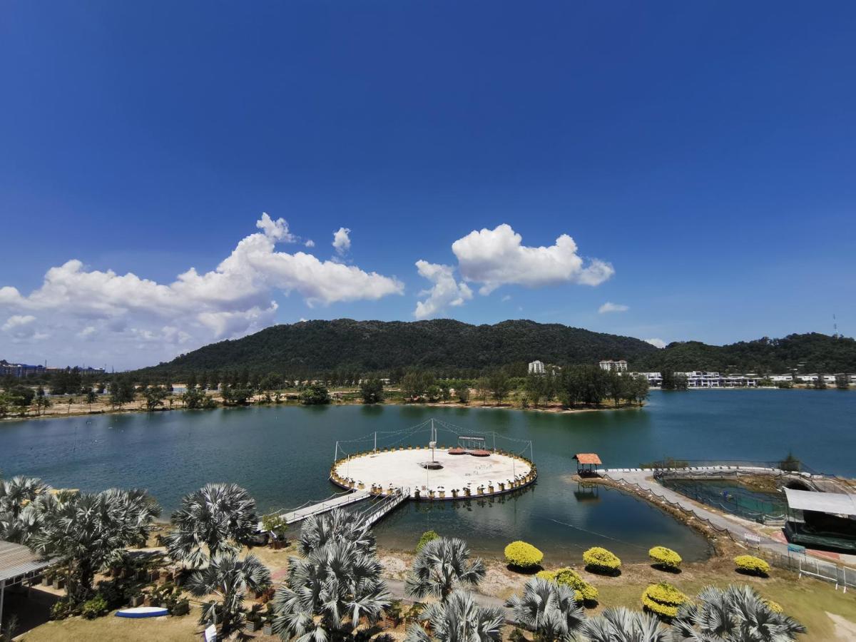 Peaceful 1-bedroom Unit At Marina Island By Jomy Apartment *