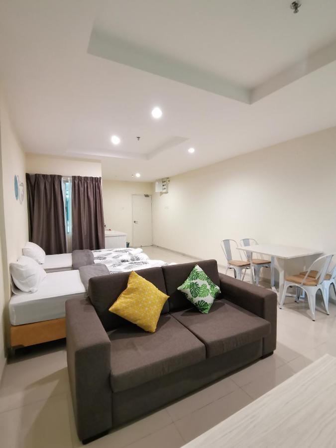 Peaceful 1-bedroom Unit At Marina Island By Jomy
