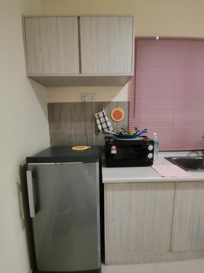 Peaceful 1-bedroom Unit At Marina Island By Jomy