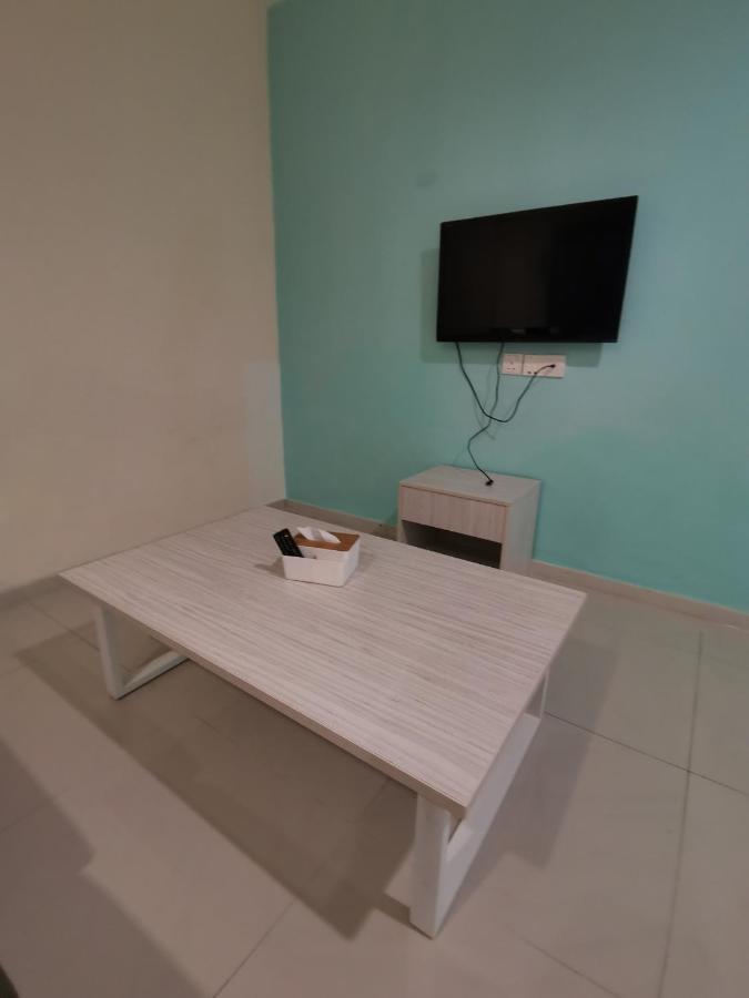 Peaceful 1-bedroom Unit At Marina Island By Jomy *