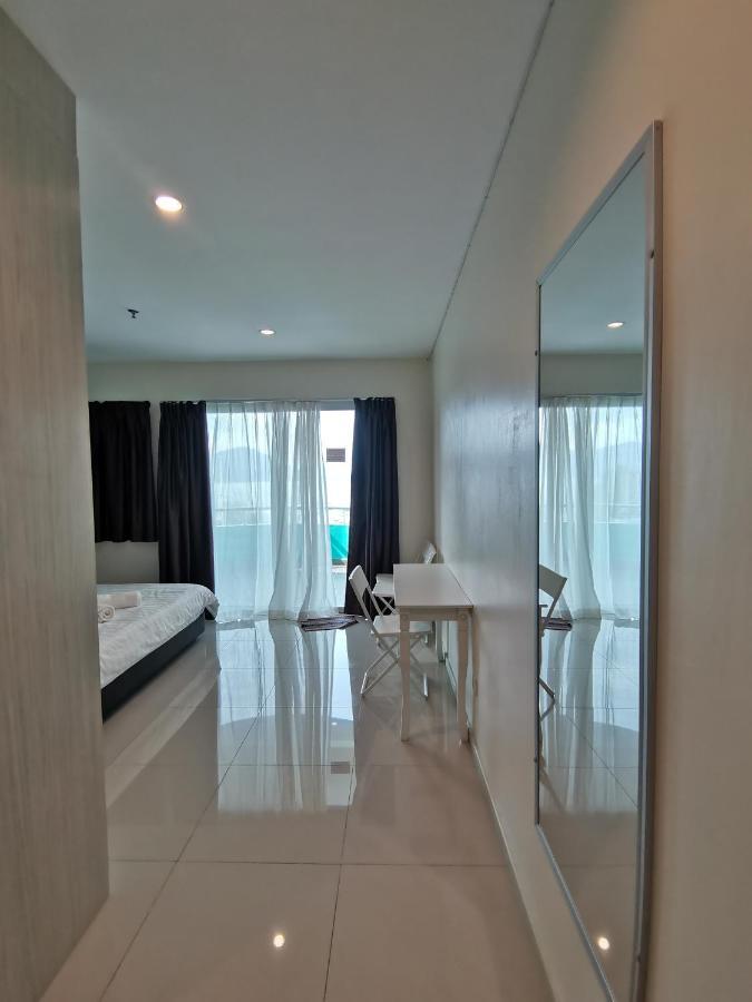 Peaceful 1-bedroom Unit At Marina Island By Jomy Lumut